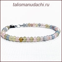 Браслет из Берилла в ювелирной огранке.